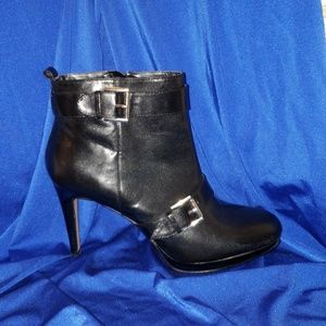 quanette platform booties
